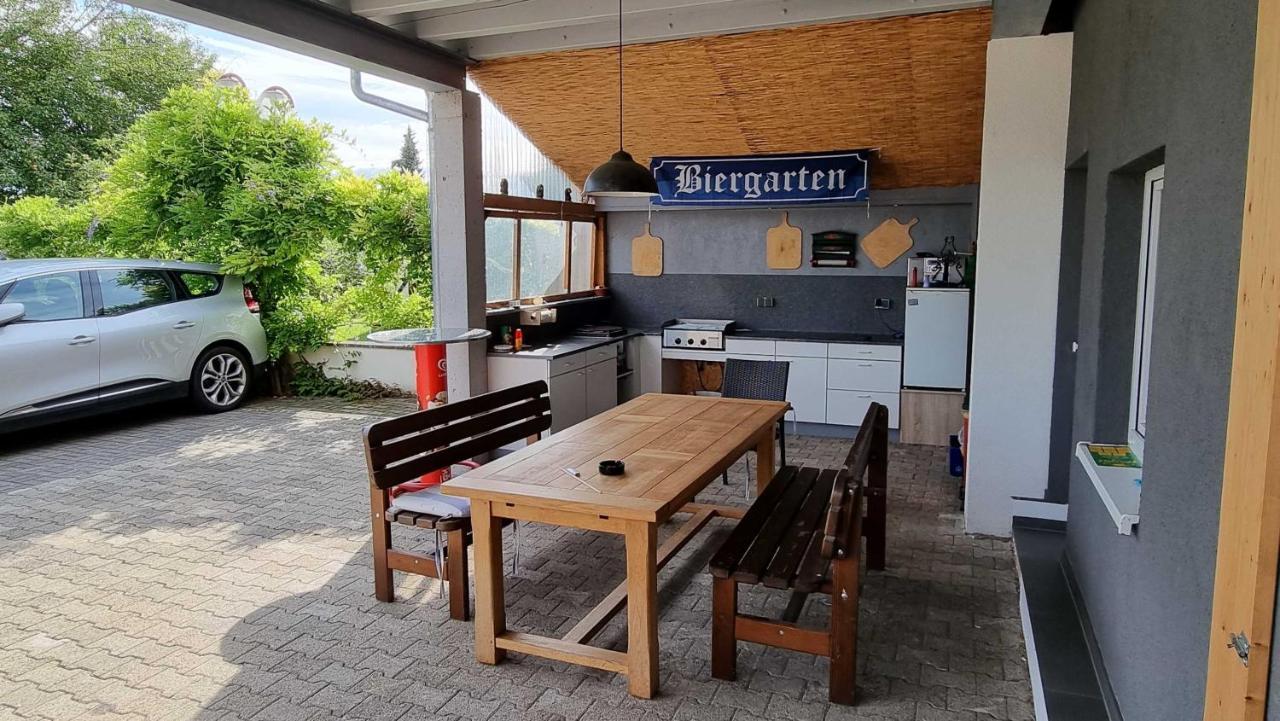 Gaestehaus Gravell รูสท์ ภายนอก รูปภาพ